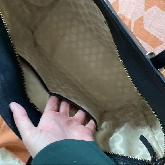 Kate Spade ♠️ Minimalist Black Leather Bag - Picture 9 of 9